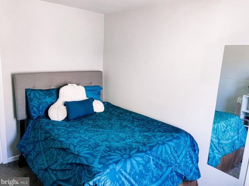 204 White Horse Pike, Camden NJ 08106-1306 exterior