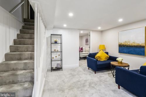 3437 24th St, Washington DC 20020-1901 exterior