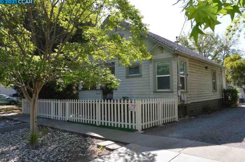 2050 Bonifacio St, Concord, CA 94520-2208