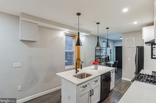 1233 49 St, Philadelphia PA 19143-4438 exterior