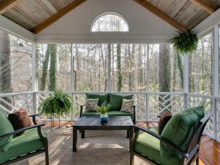 2226 Meade Ln, Durham NC  27707-2981 exterior