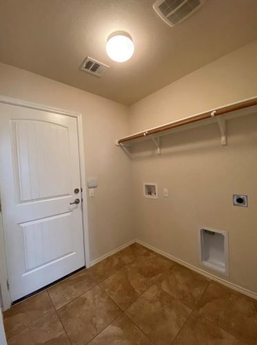 5640 Emma Thompson Way, Austin TX 78747-1707 exterior