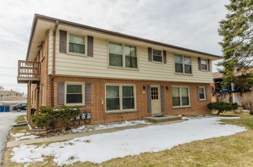 9111 Morgan Ave, Milwaukee, WI 53228-1579