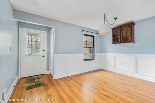 1202 Dahlia Ct, Jackson Twp NJ 08527-4160 exterior