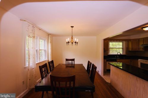 205 Governors Dr, Media PA 19086-6622 exterior