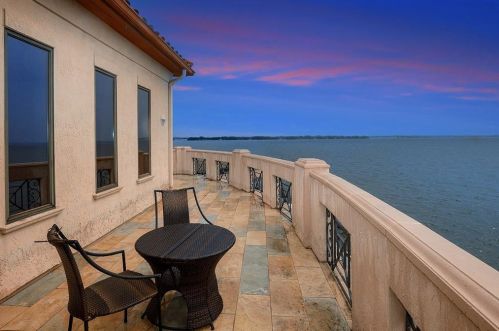 457 Edgewood Dr, Montgomery TX 77356-8407 exterior