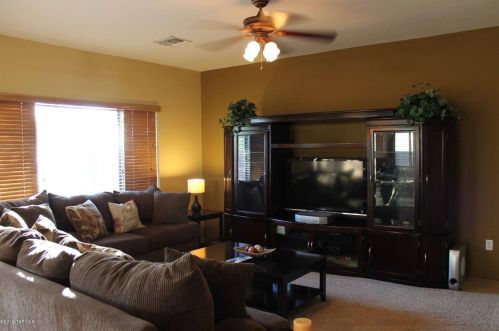 9150 Whispering Pine Dr, Tucson AZ  85756-6126 exterior