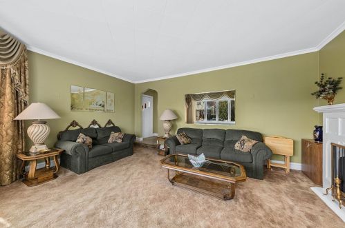 6620 Kilpatrick Ave, Chicago IL 60652-3518 exterior