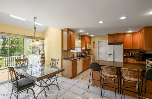 12 Schindler Dr, Old Bridge NJ 08857-3042 exterior