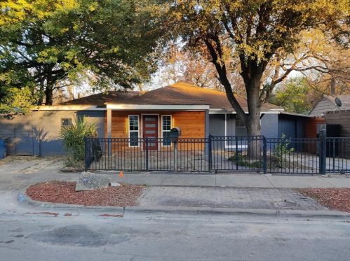 208 Cliffdale Ave, Dallas TX  75211-2848 exterior