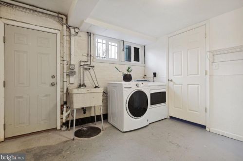 33 Hamilton St, Washington DC 20011-6360 exterior