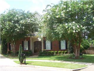 704 Natchez Trail Ct, Mobile, AL 36609-5942