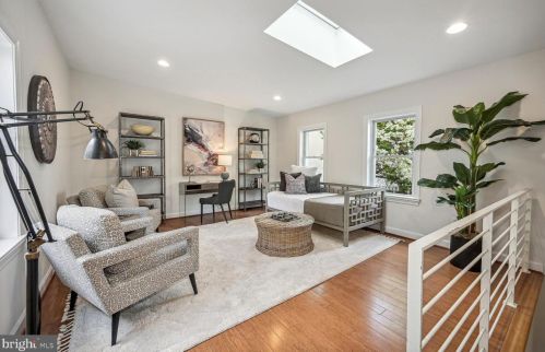 932 O St, Washington DC  20001-4265 exterior