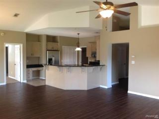 3201 Kingsmill Dr, Milton FL  32571-8420 exterior