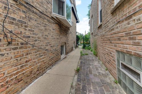 5117 Barry Ave, Chicago IL 60634-4966 exterior