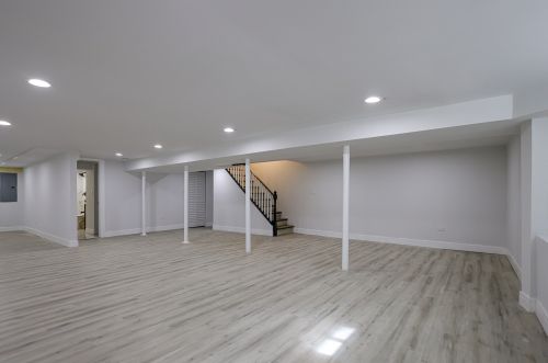 2720 Monroe St, Chicago IL  60612-2823 exterior