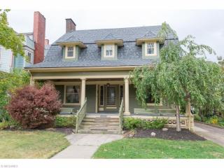 1486 Grace Ave, Cleveland, OH 44107-4913