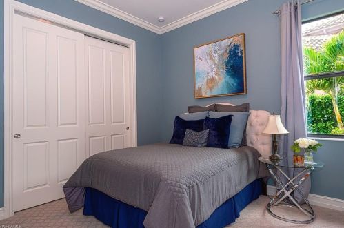 6524 Costa Cir, Naples FL 34113-1710 exterior