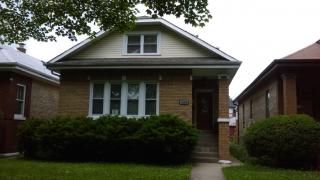 6108 Warwick Ave, Chicago, IL 60634-2556