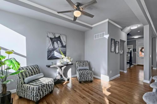 5642 Maple Ave, Saint Louis MO 63112-2722 exterior