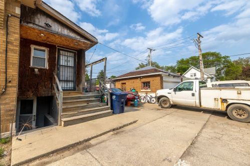 1413 10 Ave, Broadview IL 60153-1537 exterior