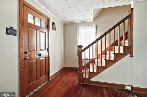 113 Maple Ave, Hanover PA 17331-4625 exterior