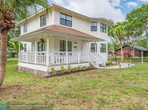 8501 North Blvd, Fort Pierce, FL 34951-1038