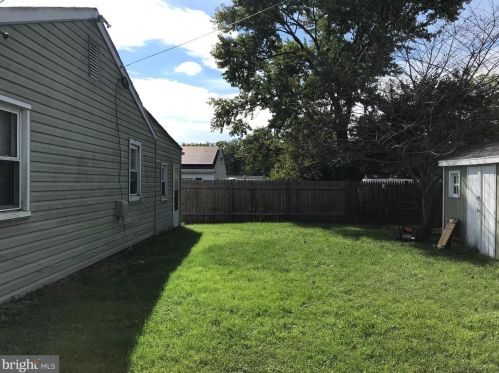 1406 Houghton Rd, Glen Burnie MD 21061-4304 exterior