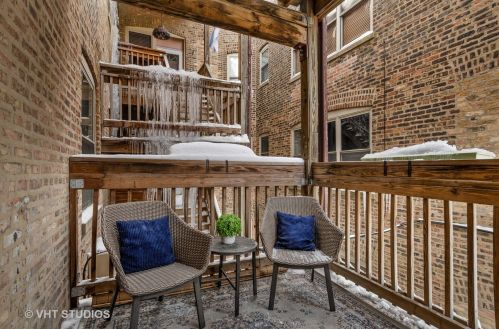 1241 Rosemont Ave, Chicago IL  60660-1420 exterior