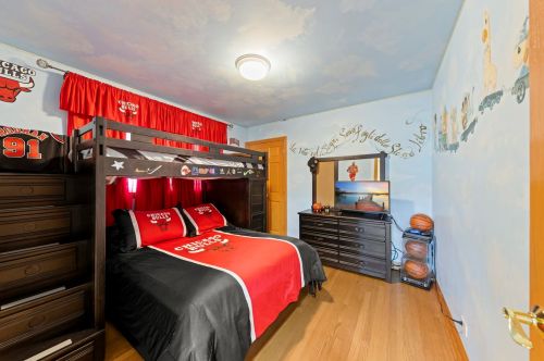 5016 Ridgewood Ave, Chicago IL 60706-2807 exterior