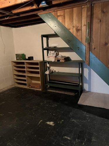 304 Espanola Ave, Kalamazoo MI  49004-1104 exterior