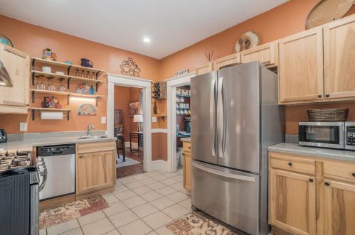 1325 Palmer Ave, Meskegon MI  49441-1732 exterior