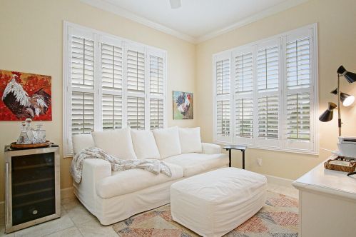 257 Bentley Cir, Fort Pierce FL  34986-2458 exterior