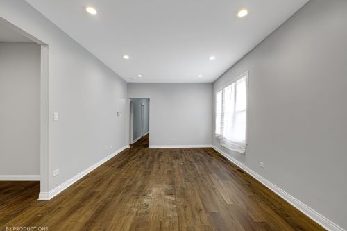 11914 Perry Ave, Chicago IL 60628-6127 exterior