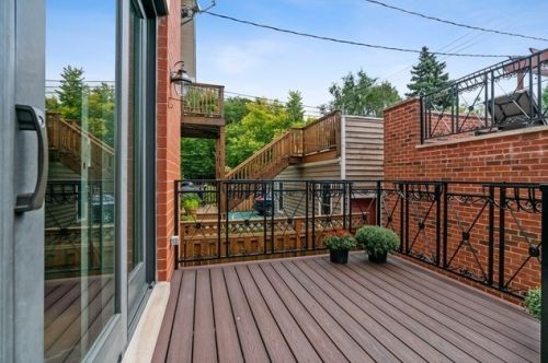 1309 Nelson St, Chicago IL 60657-3042 exterior