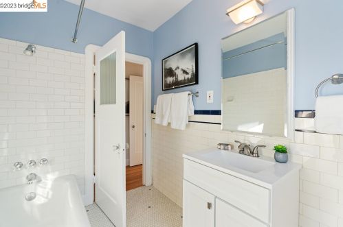 1514 Blake St, Berkeley CA 94703-1805 exterior