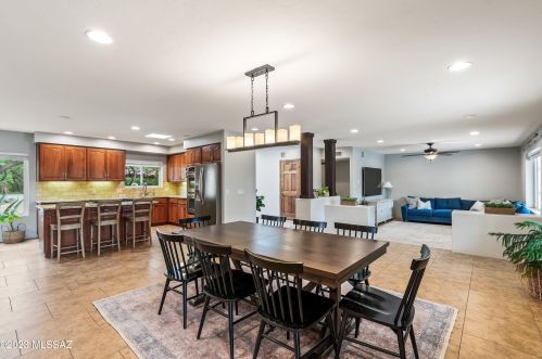 12520 Kit Carson Pl, Tucson AZ  85749-9368 exterior