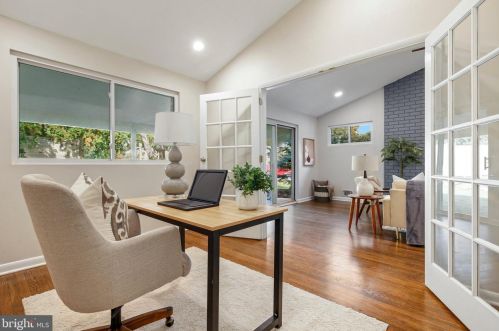 112 Blf Ter, Silver Spring MD 20902-3103 exterior