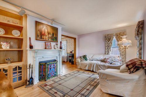 10840 Troy St, Chicago, IL 60655-2125