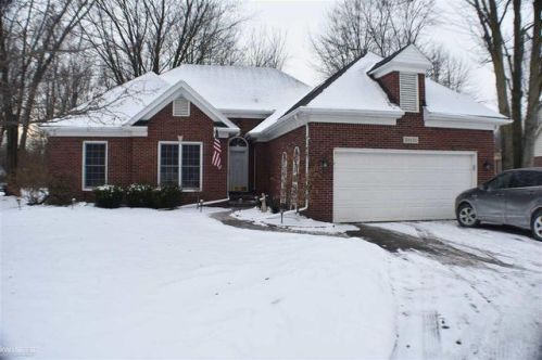 28670 Graham Dr, New Baltimore, MI 48047-4848