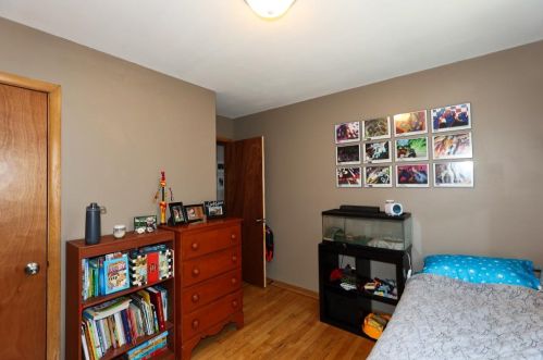 2106 107, Milwaukee WI 53226-2304 exterior