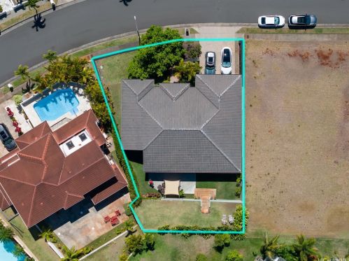 114 Kokololio Pl, Honolulu HI 96821-2562 exterior