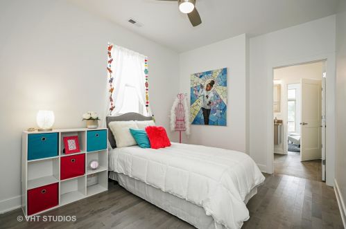 4047 Calumet Ave, Chicago IL 60616-1405 exterior