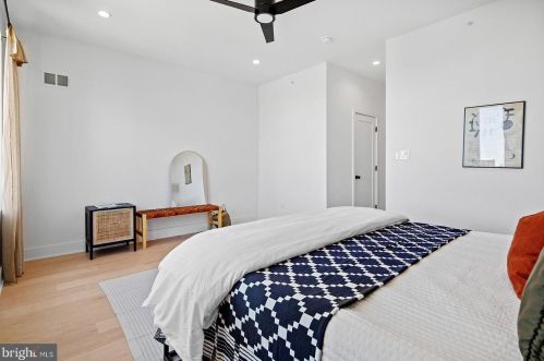 1613 2nd St, Philadelphia PA 19122 exterior