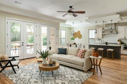 2107 Forest Trl, Austin TX  78703-2931 exterior