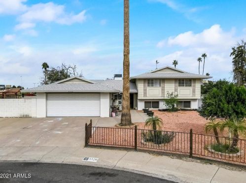 3326 Evans Dr, Phoenix AZ 85032-5575 exterior