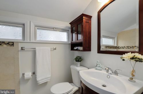 1810 Tilton Dr, Silver Spring MD 20902-4010 exterior