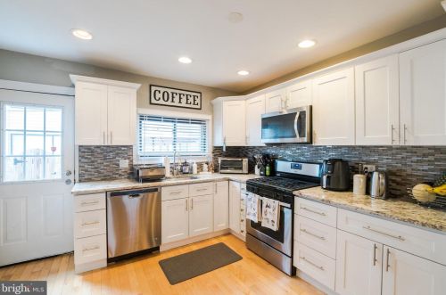 1011 Colorado St, Philadelphia PA  19146-1909 exterior