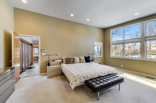 322 Kenmore Ave, Elmhurst IL 60126-3518 exterior