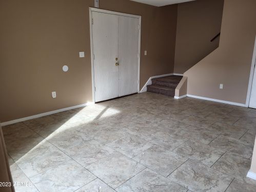 4014 44th Way, Phoenix AZ  85040-2055 exterior